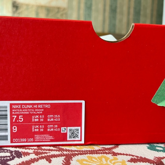 Nike Dunk High Panda - Mens Size 7.5 / Women size 9 - Picture 4 of 4